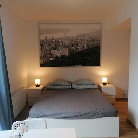 Brand New Studio Apartment # 45 With Free Parking In The City Center Prag Dış mekan fotoğraf
