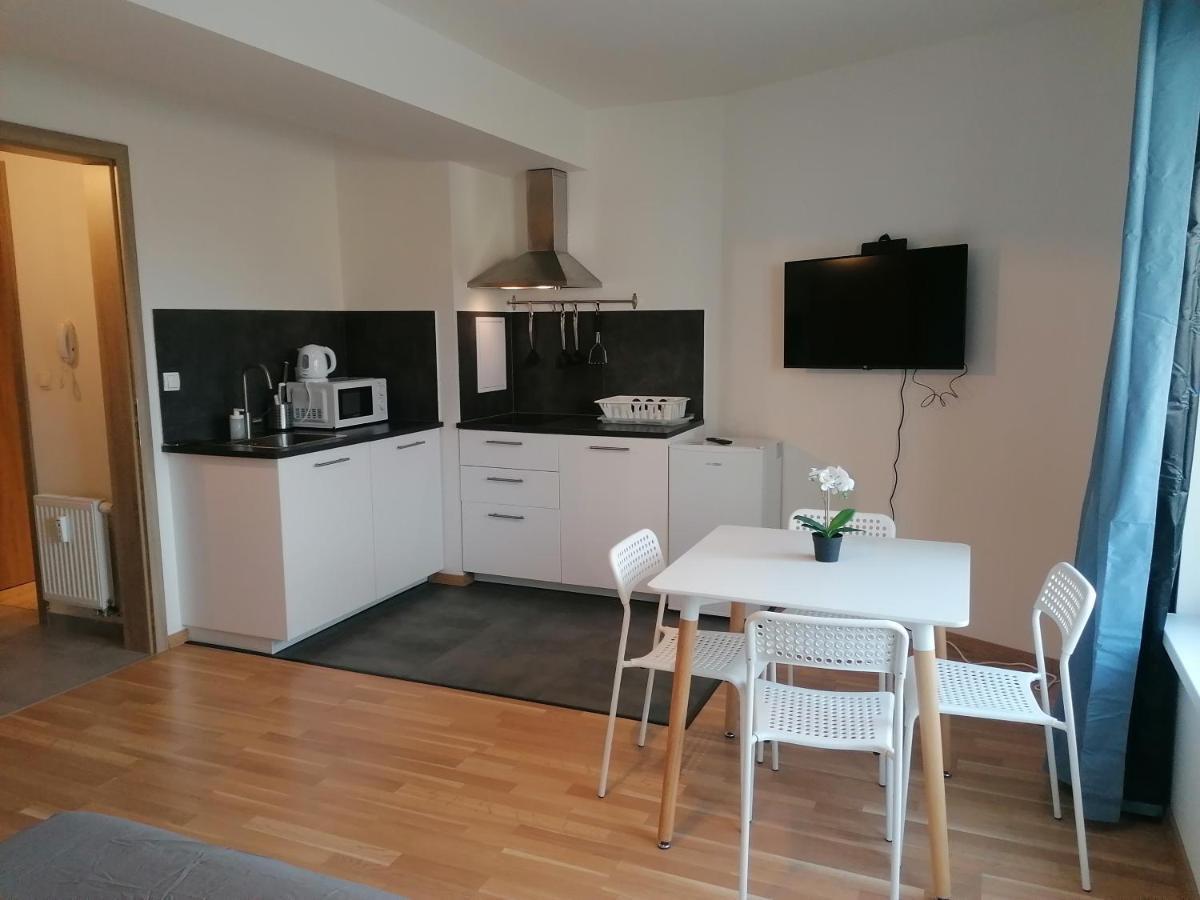 Brand New Studio Apartment # 45 With Free Parking In The City Center Prag Dış mekan fotoğraf